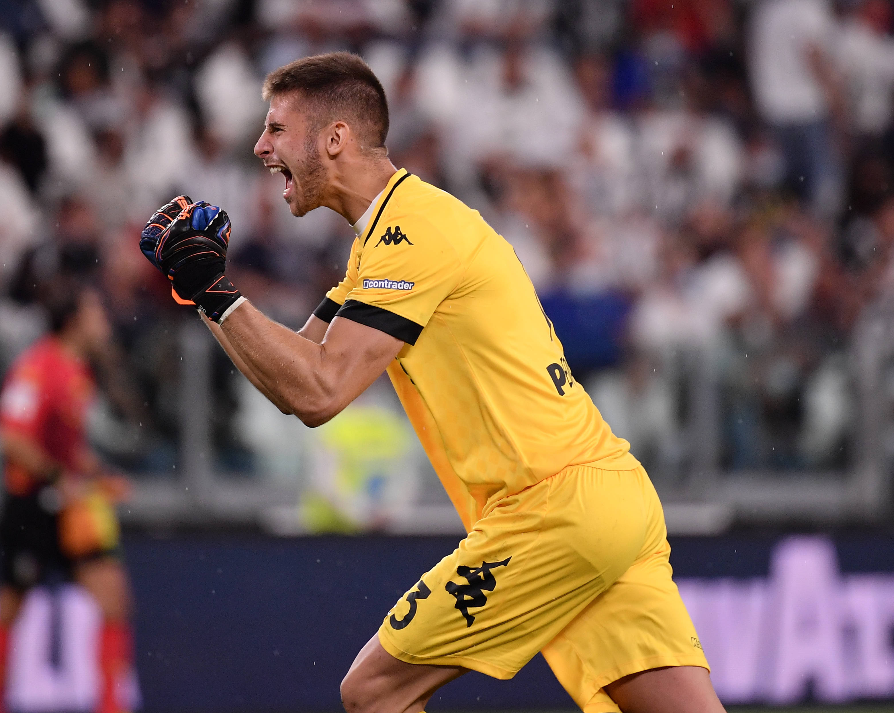 也促成了足 也促成了足