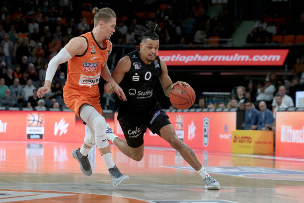 巴萨来说是 巴萨来说是